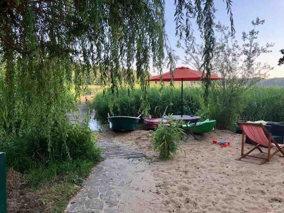 Penthouse Bernd Im Waldschloesschen Direkt Am See Wendisch Rietz Exterior photo